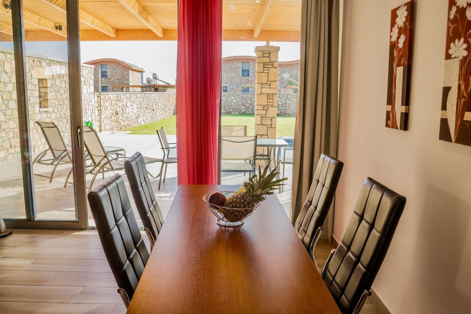 Estrella Villas Lartos Exterior photo