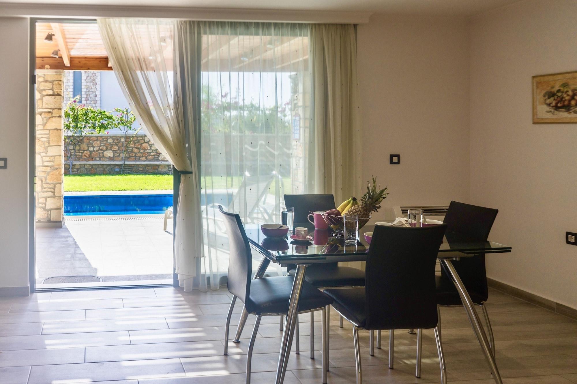 Estrella Villas Lartos Exterior photo