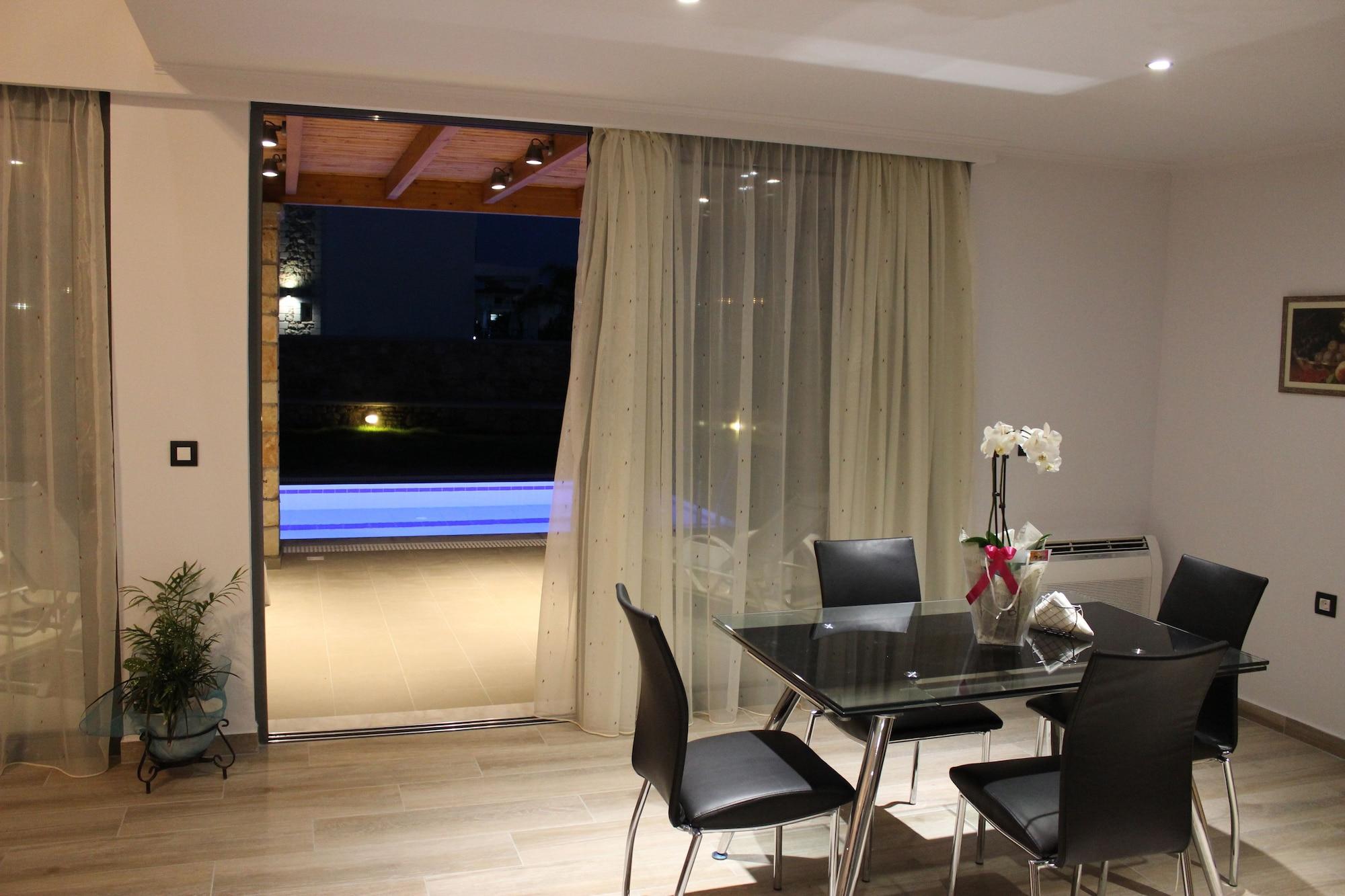 Estrella Villas Lartos Exterior photo