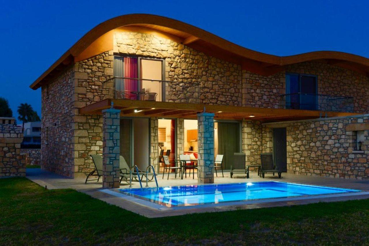 Estrella Villas Lartos Exterior photo