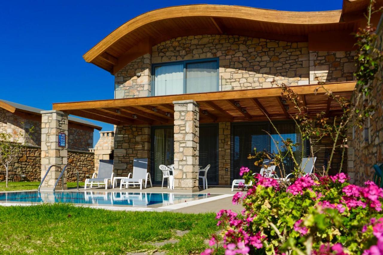 Estrella Villas Lartos Exterior photo