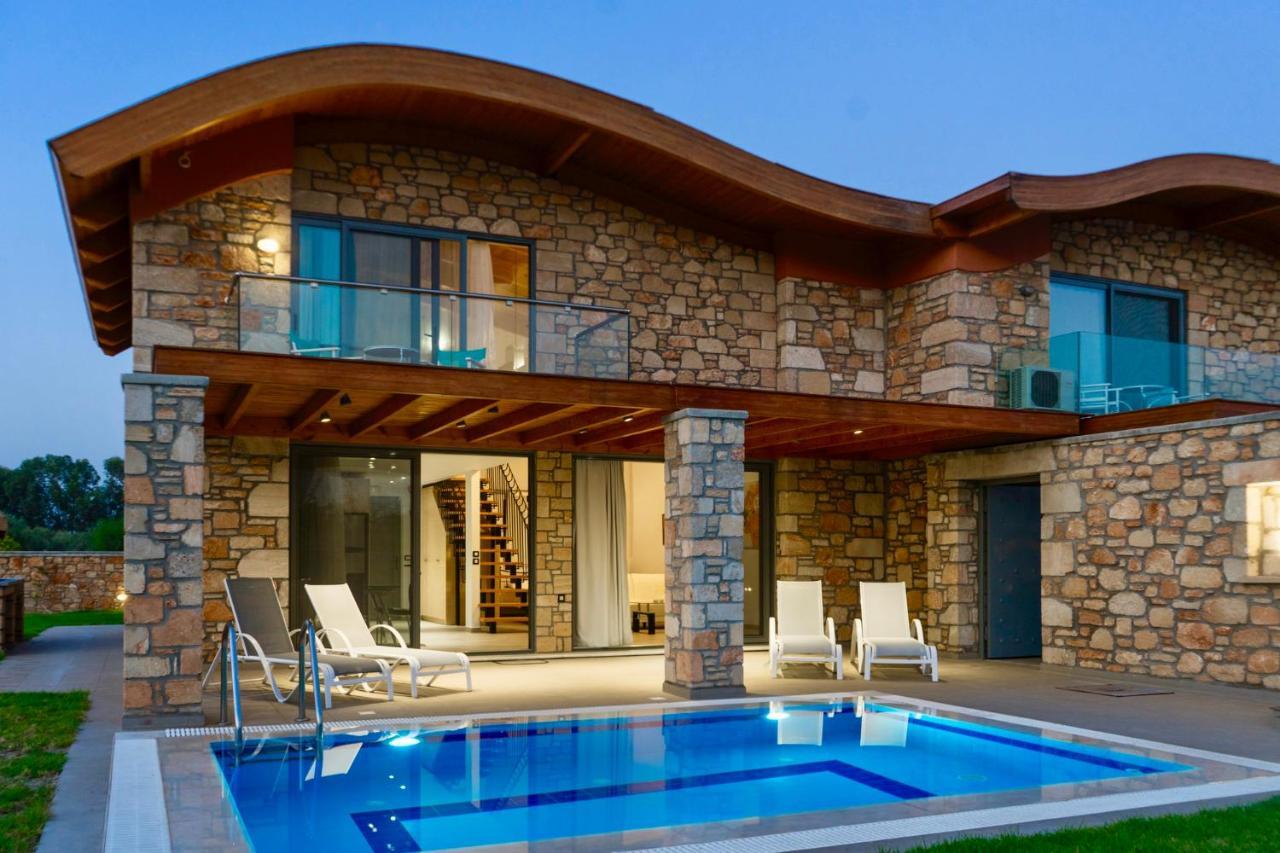 Estrella Villas Lartos Exterior photo