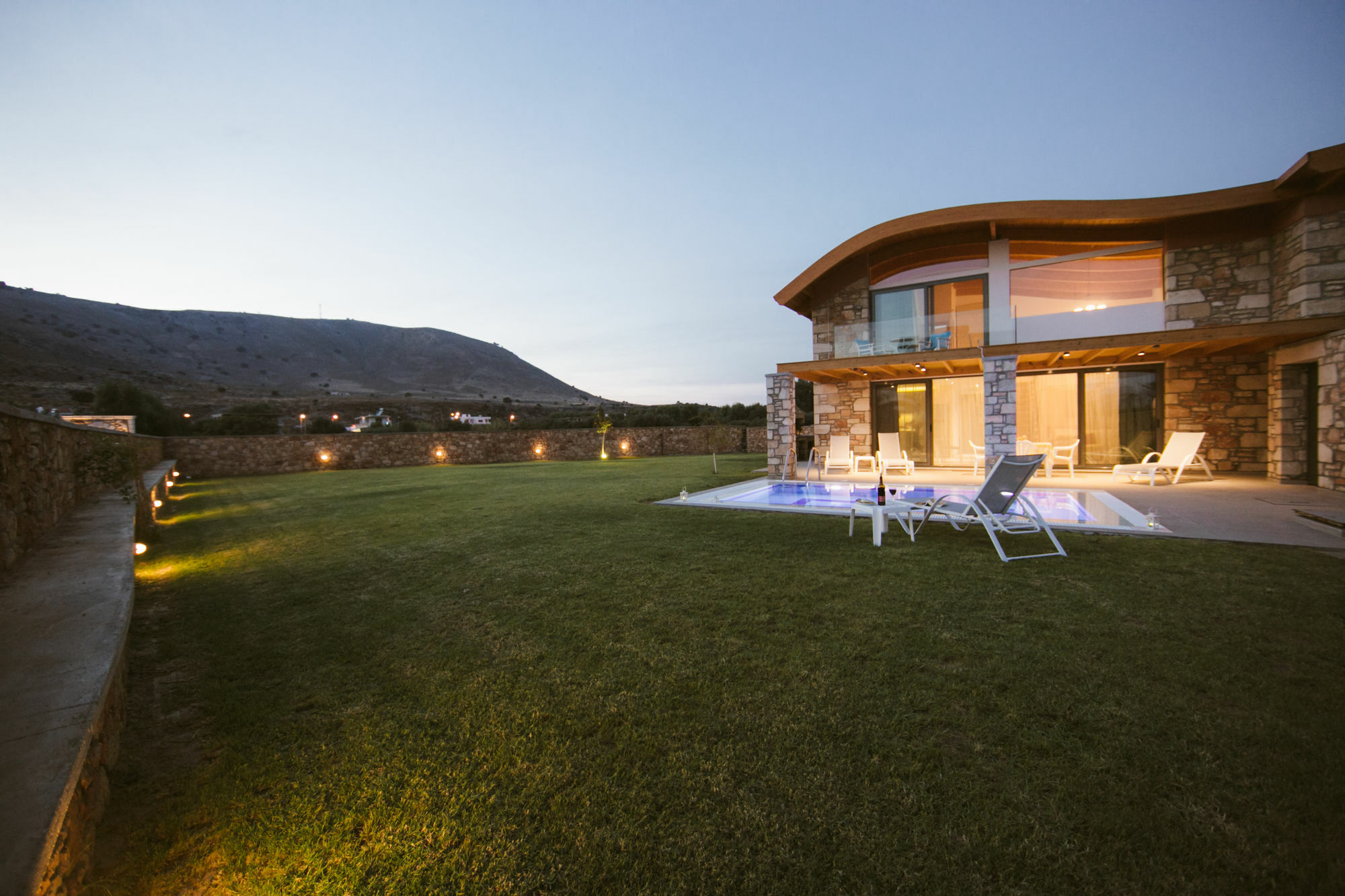Estrella Villas Lartos Exterior photo