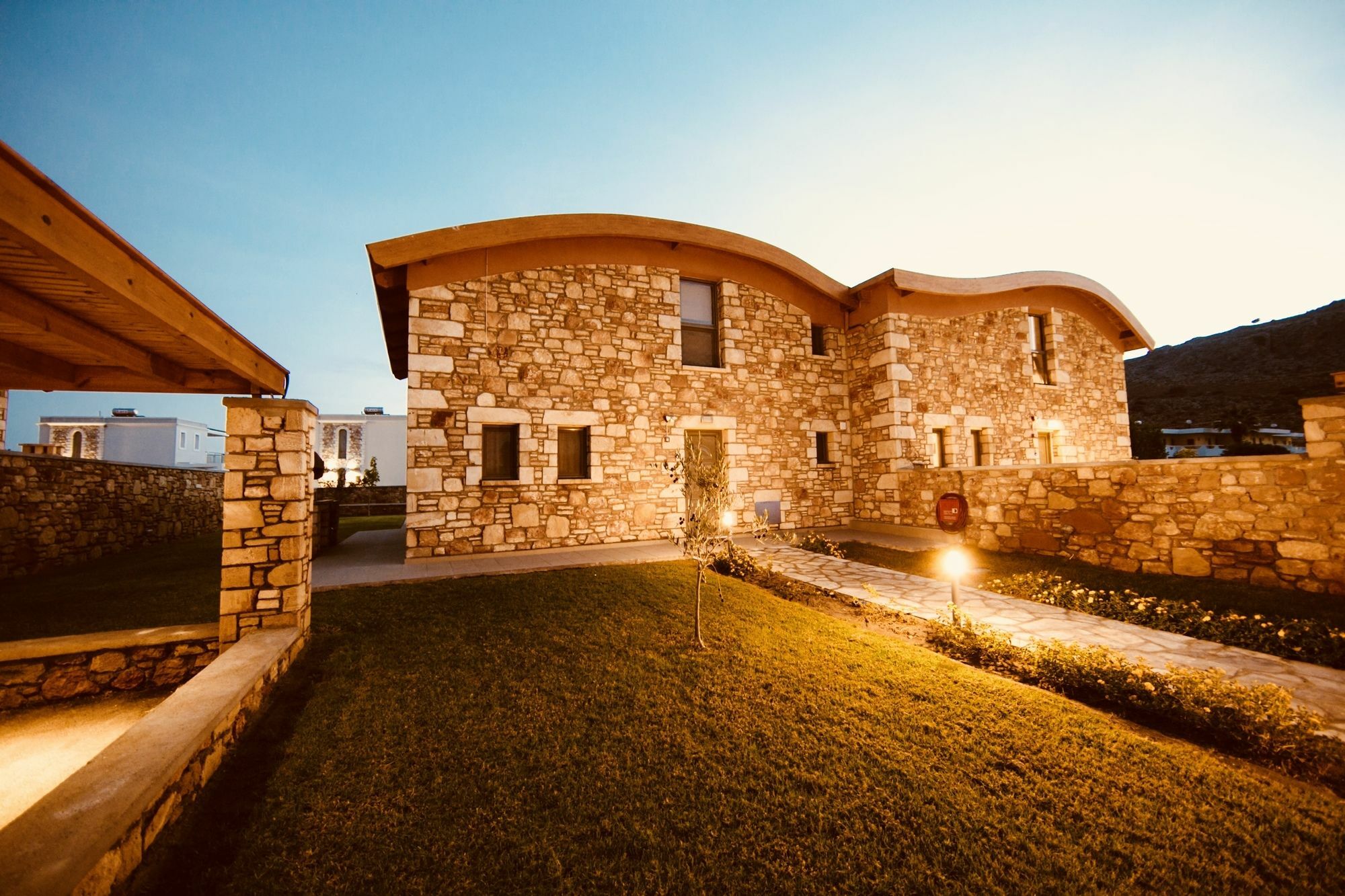 Estrella Villas Lartos Exterior photo